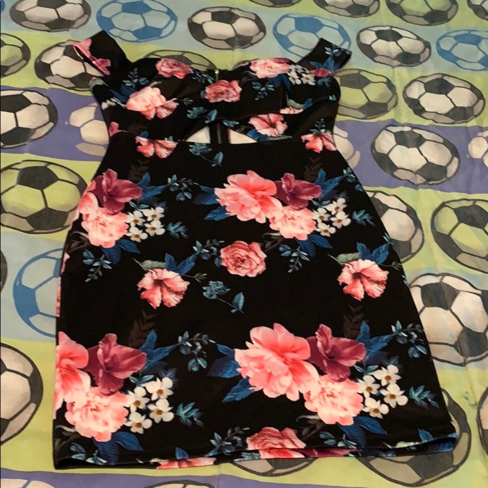Floral dress size large work once